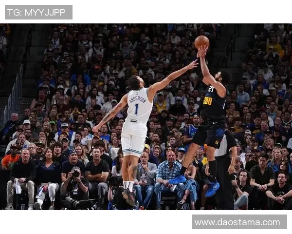 热火与掘金再度交锋NBA复赛精彩对决引发球迷热议