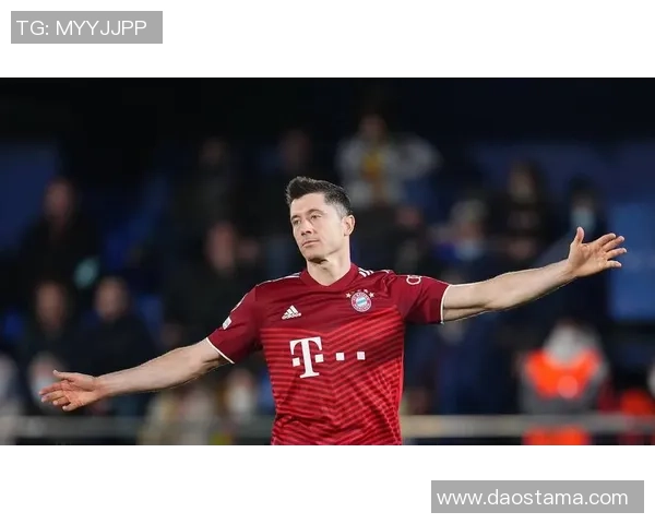 莱万转会巴萨引发拜仁球迷愤怒指责其忘恩负义情绪高涨